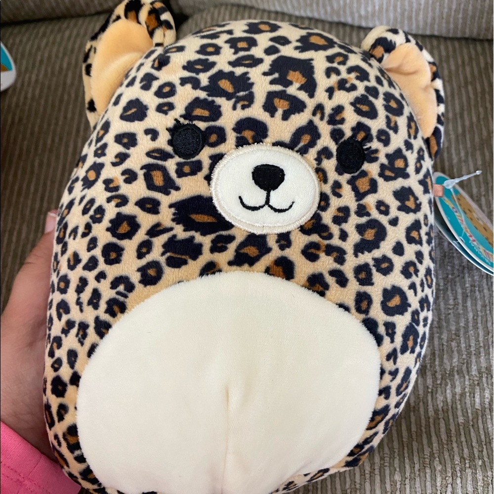 Squishmallow 8” Lexie